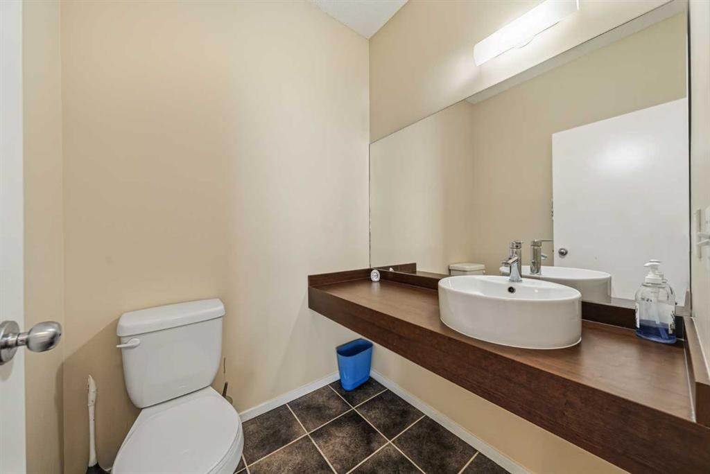 187 Copperstone Cove Se, Calgary, AB