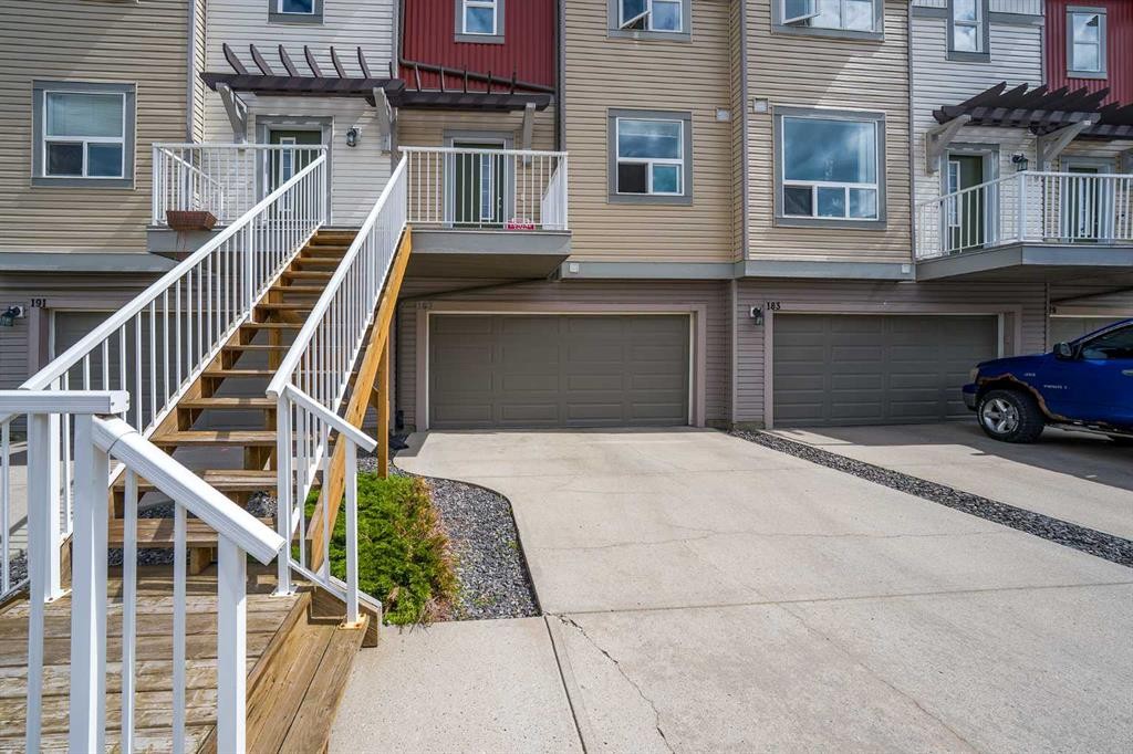 187 Copperstone Cove Se, Calgary, AB