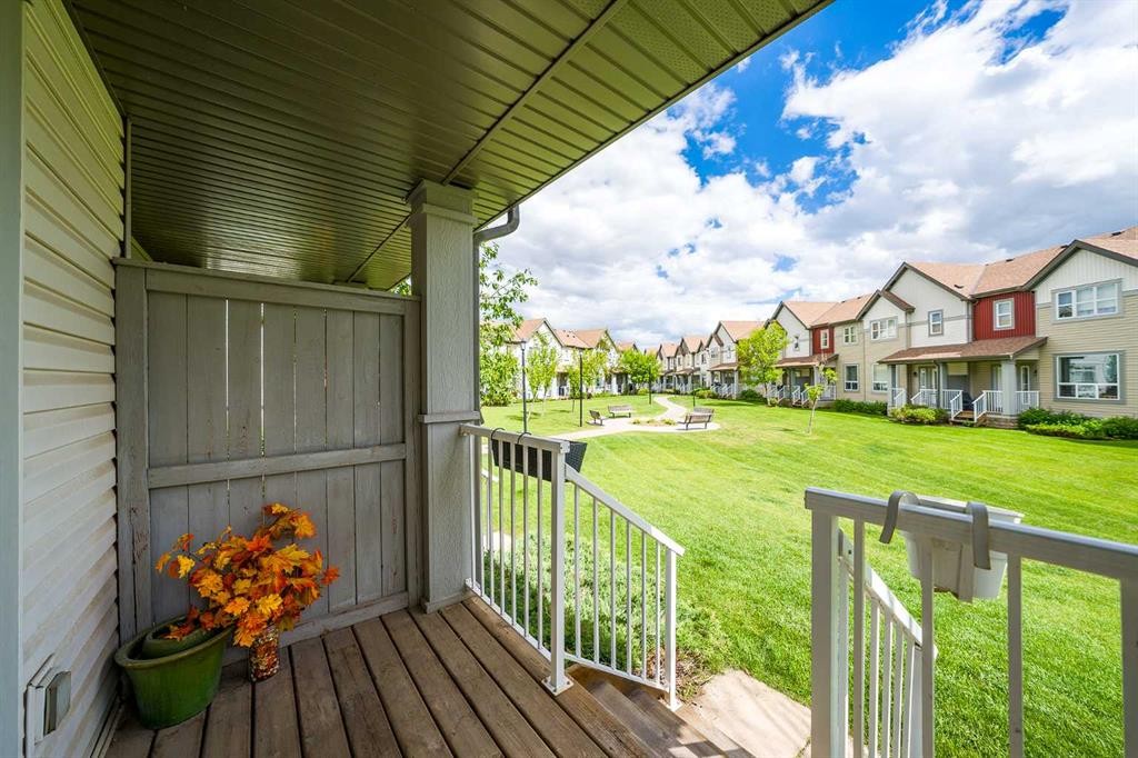 187 Copperstone Cove Se, Calgary, AB