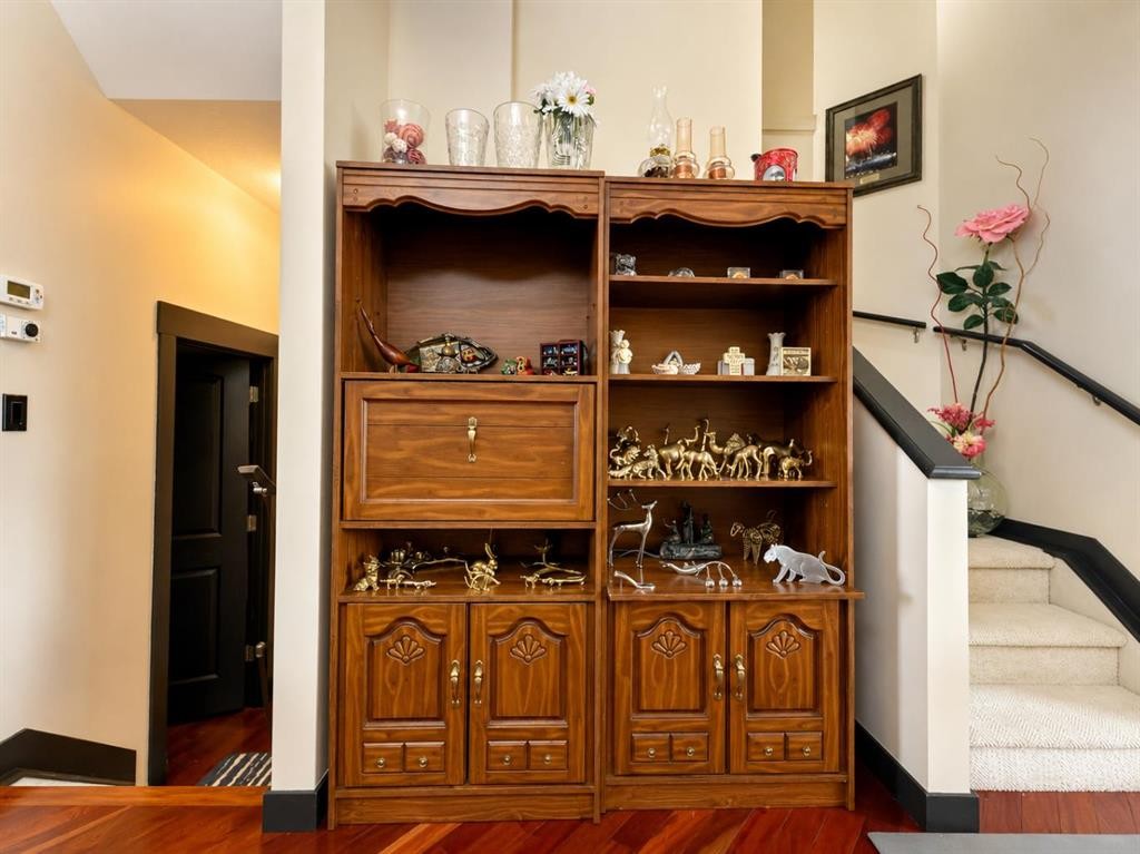 288 Rainbow Falls Drive, Chestermere, AB - Indoor Photo Showing Other Room