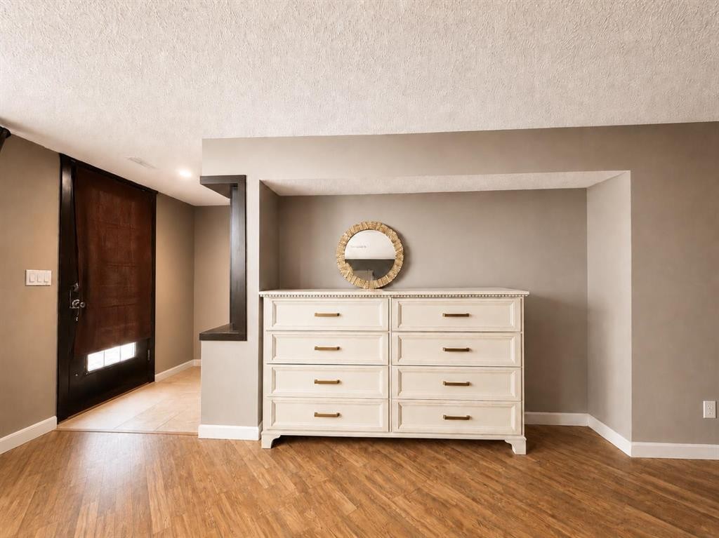 288 Rainbow Falls Drive, Chestermere, AB - Indoor Photo Showing Other Room