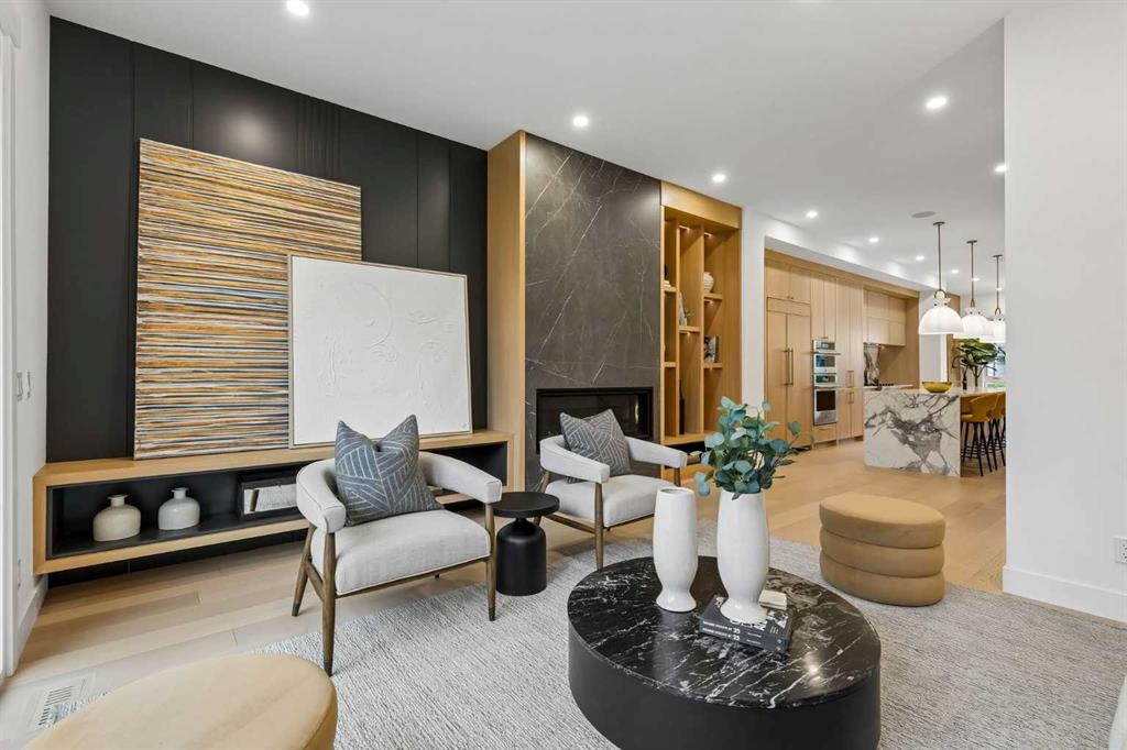 1807 Broadview Road Nw, Calgary, AB - Indoor Photo Showing Other Room