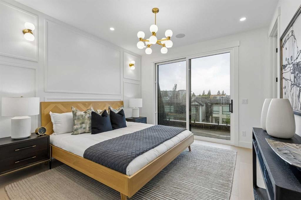 1807 Broadview Road Nw, Calgary, AB - Indoor Photo Showing Bedroom