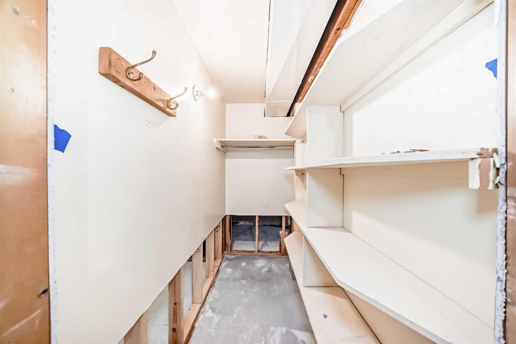 3708A Spruce Drive Sw, Calgary, AB
