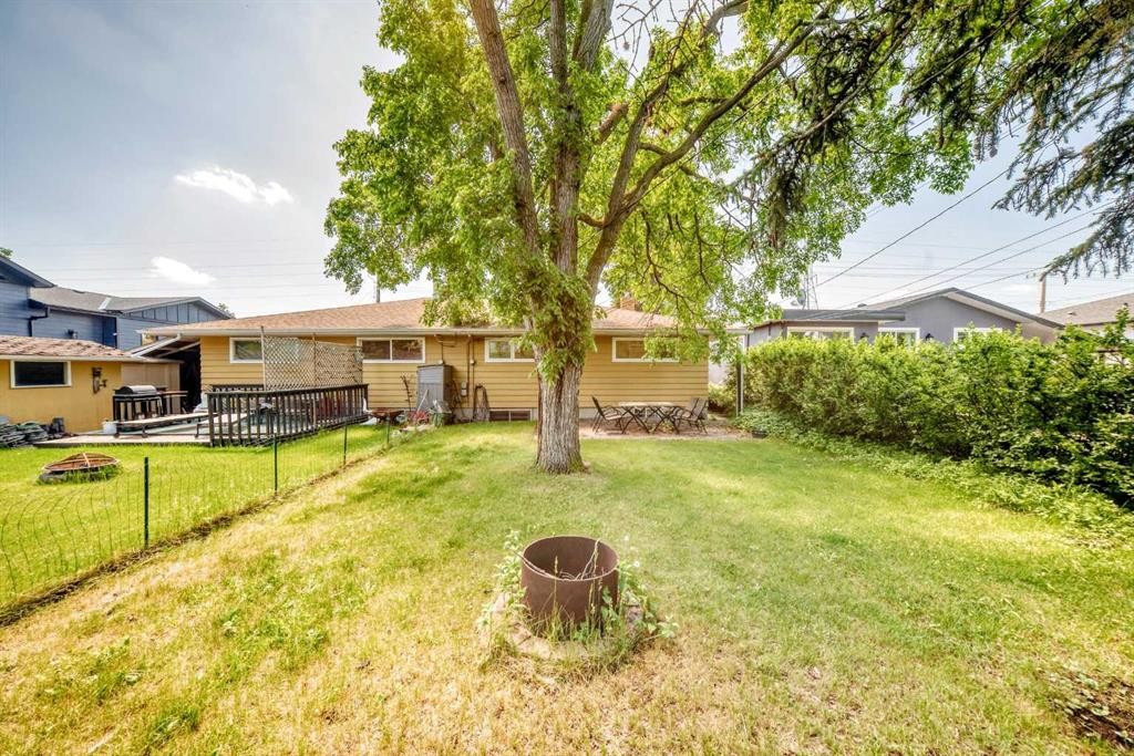 3708A Spruce Drive Sw, Calgary, AB