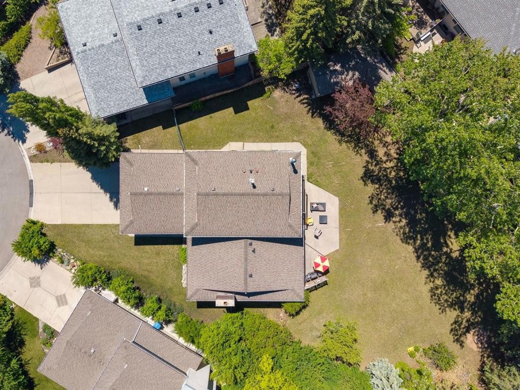 243 Silvergrove Place Nw, Calgary, AB