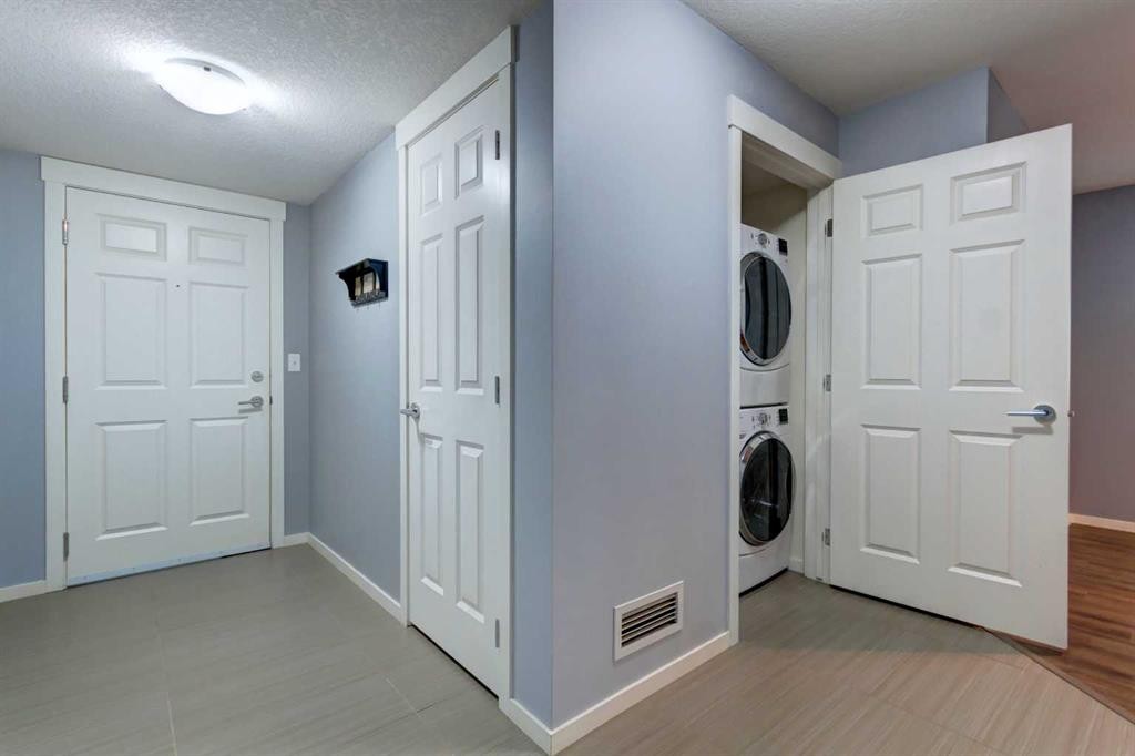 2114-755 Copperpond Boulevard Se, Calgary, AB