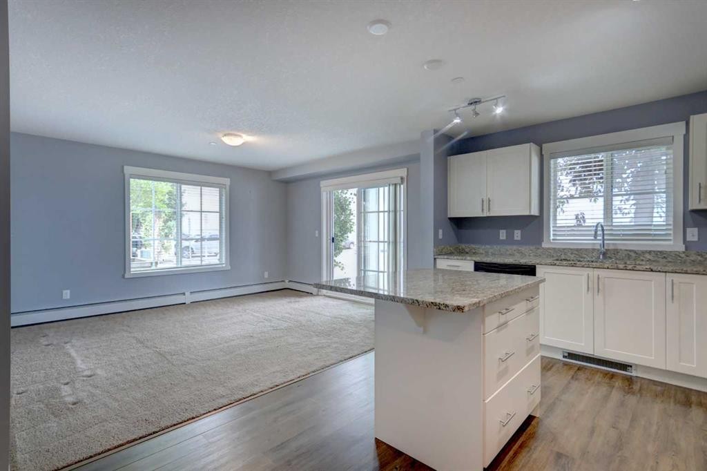 2114-755 Copperpond Boulevard Se, Calgary, AB