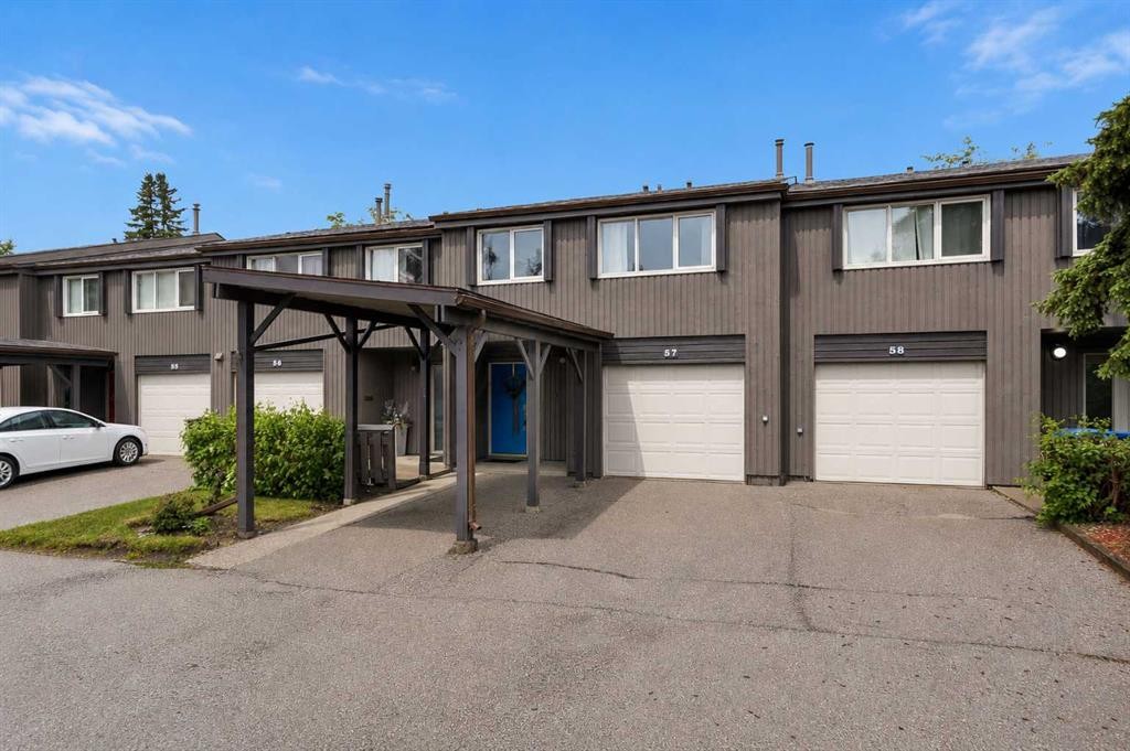 57-2225 Oakmoor Drive Sw, Calgary, AB - Outdoor