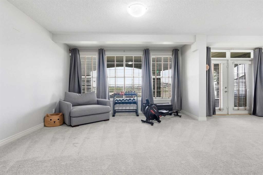 127 Marquis Grove Se, Calgary, AB - Indoor