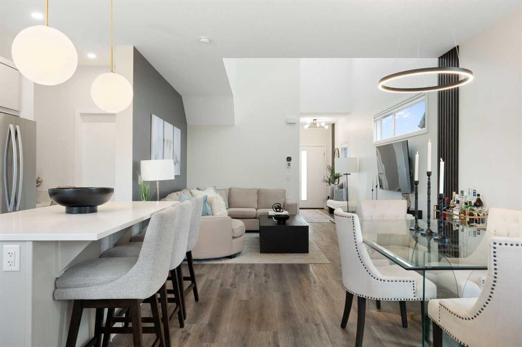 3872 202 Avenue Se, Calgary, AB - Indoor Photo Showing Dining Room