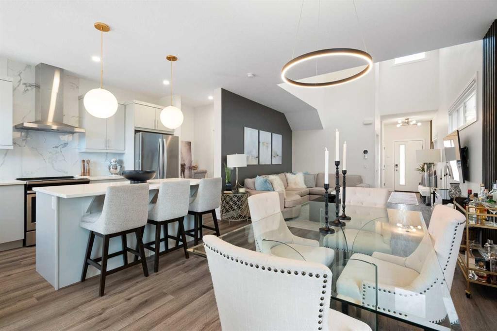 3872 202 Avenue Se, Calgary, AB - Indoor Photo Showing Other Room
