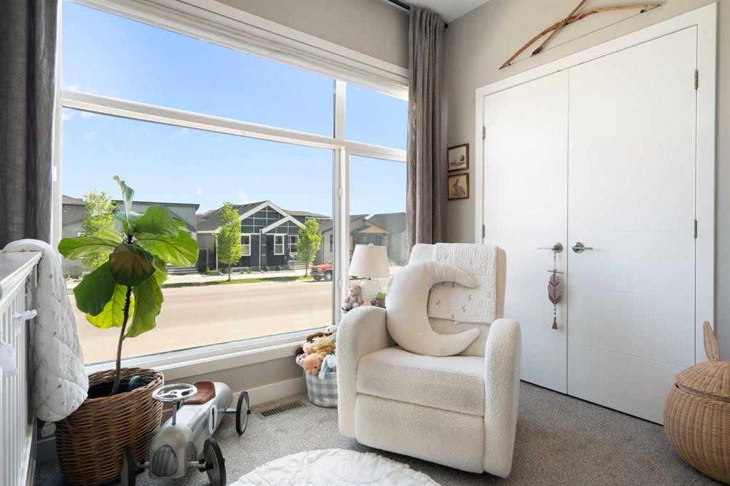 3872 202 Avenue Se, Calgary, AB - Indoor