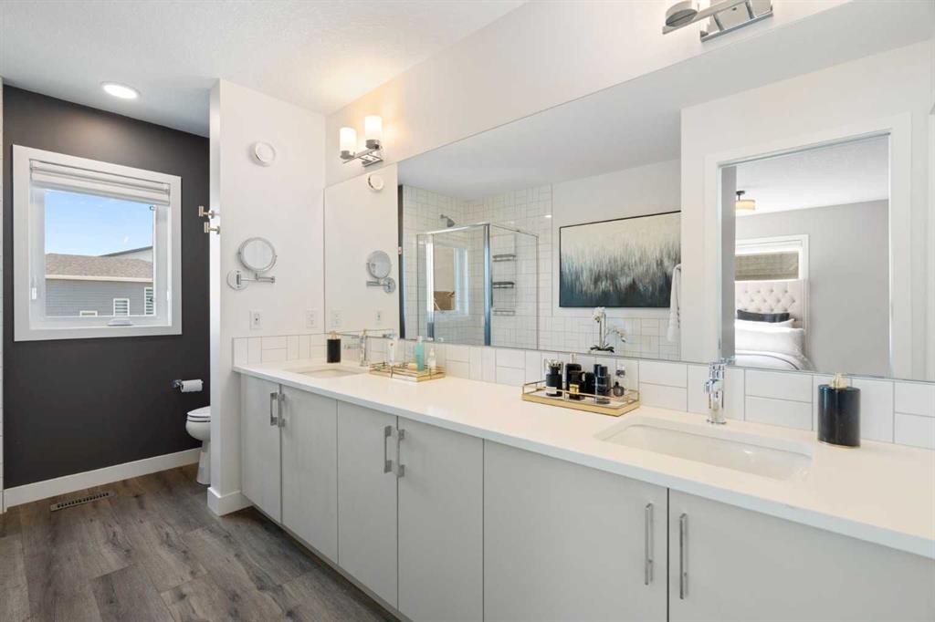 3872 202 Avenue Se, Calgary, AB - Indoor Photo Showing Bathroom
