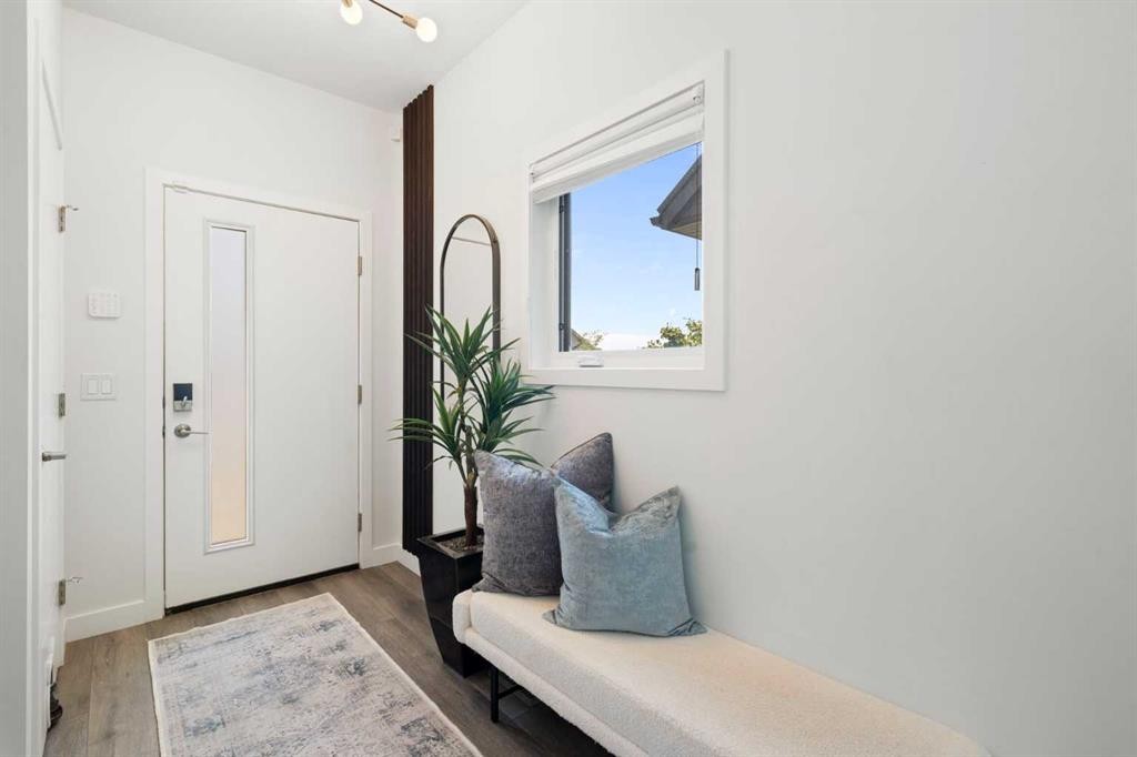 3872 202 Avenue Se, Calgary, AB - Indoor Photo Showing Other Room