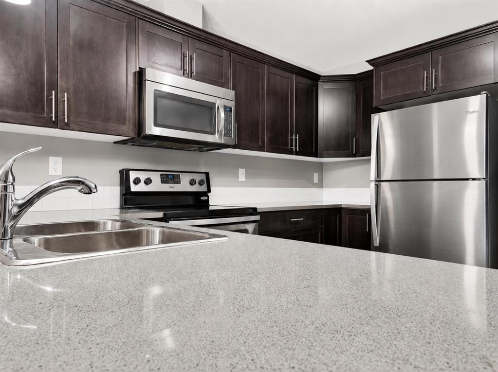 111-81 Willow Road, Blackfalds, AB