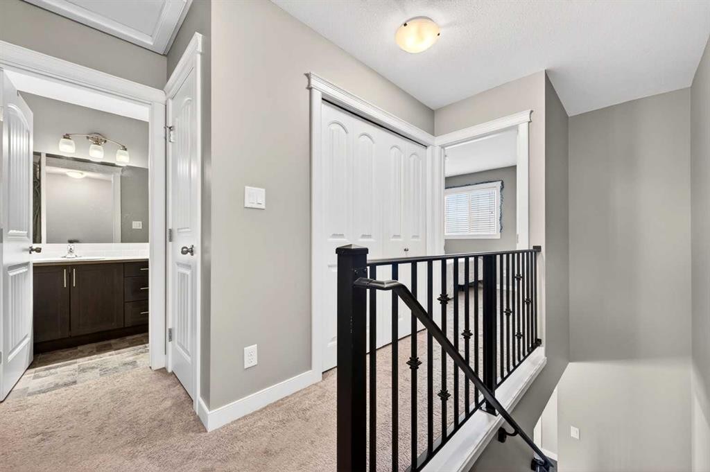 111-81 Willow Road, Blackfalds, AB