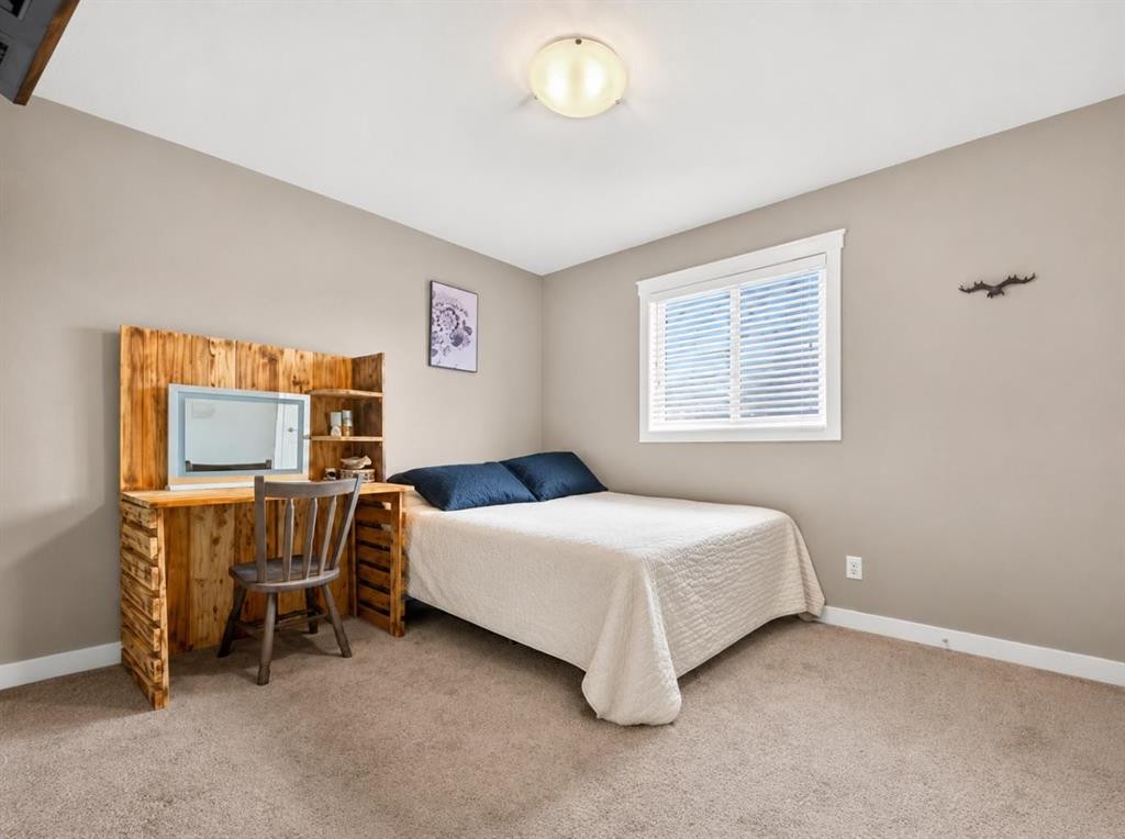 111-81 Willow Road, Blackfalds, AB