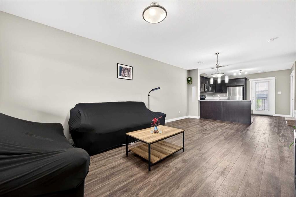 111-81 Willow Road, Blackfalds, AB