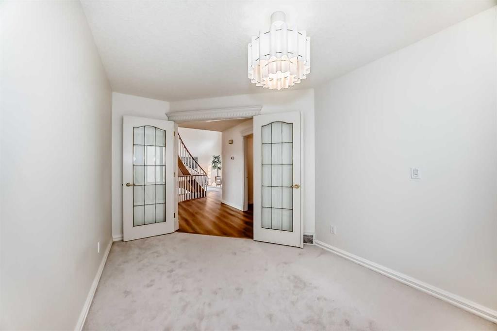 78 Scimitar View Nw, Calgary, AB
