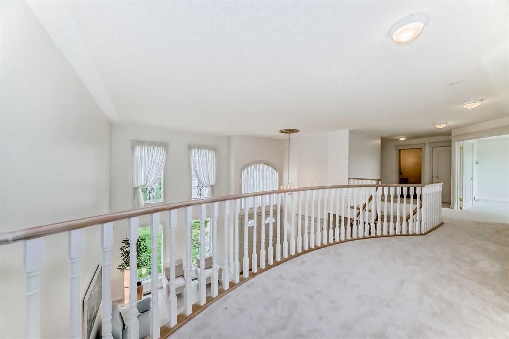 78 Scimitar View Nw, Calgary, AB