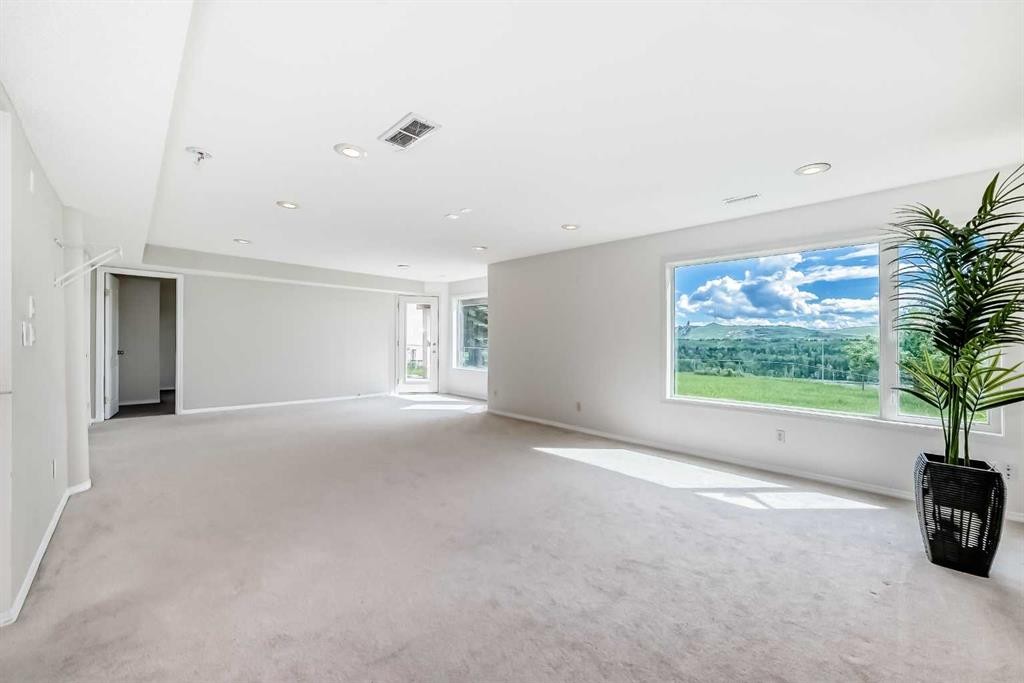 78 Scimitar View Nw, Calgary, AB