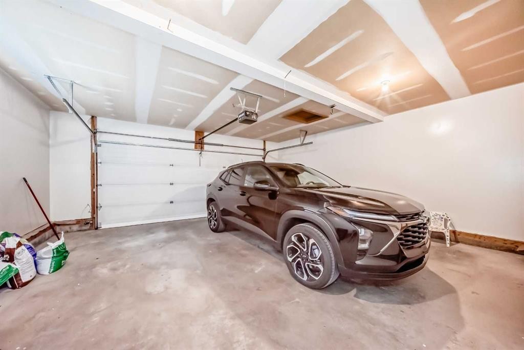 78 Scimitar View Nw, Calgary, AB