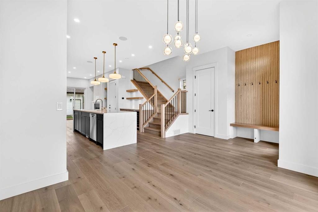 1119 Regal Crescent Ne, Calgary, AB