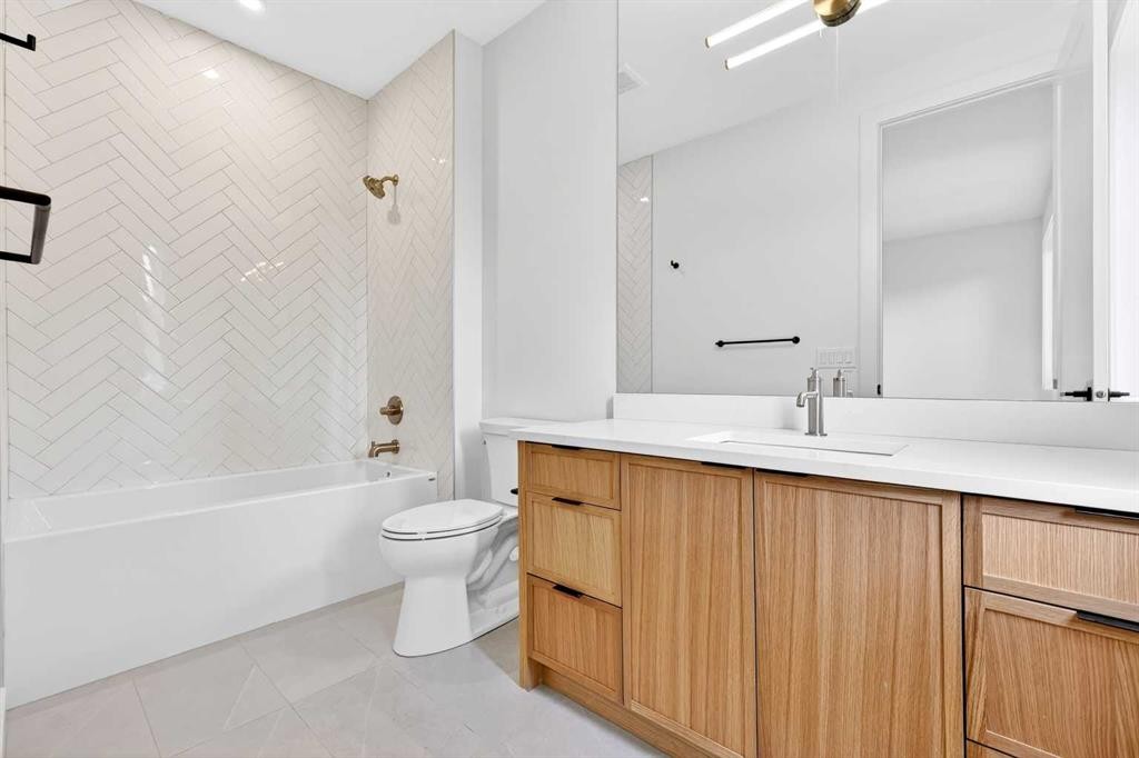 1119 Regal Crescent Ne, Calgary, AB
