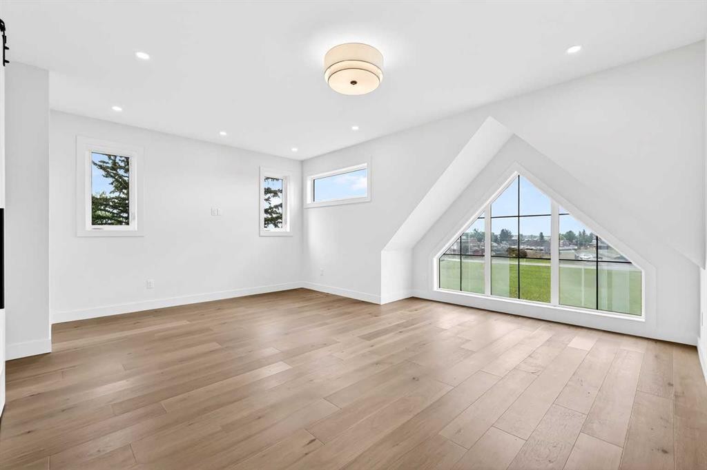 1119 Regal Crescent Ne, Calgary, AB