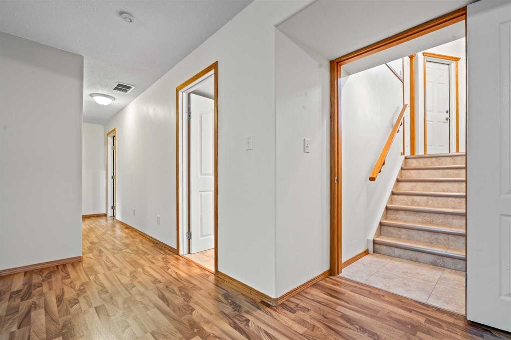 20 Westpoint Drive, Didsbury, AB