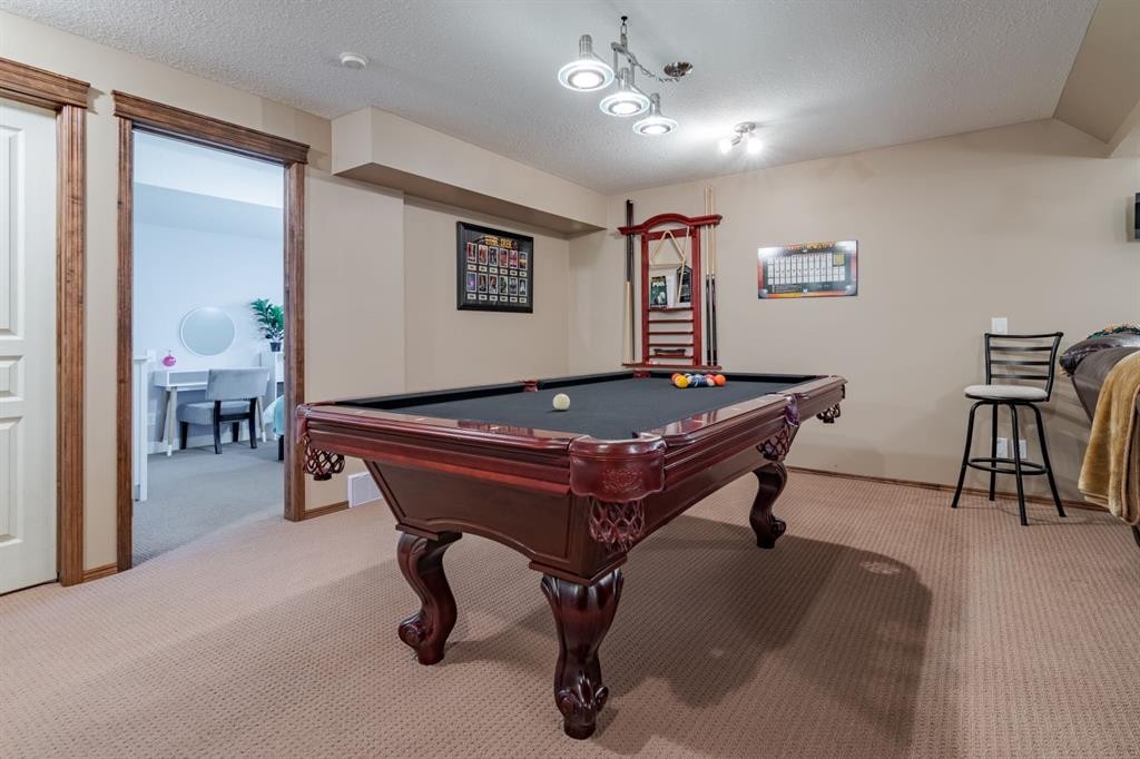 6 Cranwell Link Se, Calgary, AB - Indoor Photo Showing Other Room