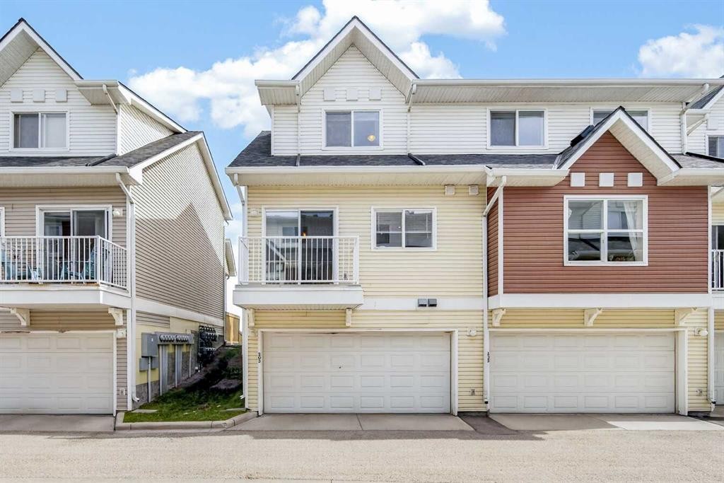 203 Mckenzie Towne Gate Se, Calgary, AB