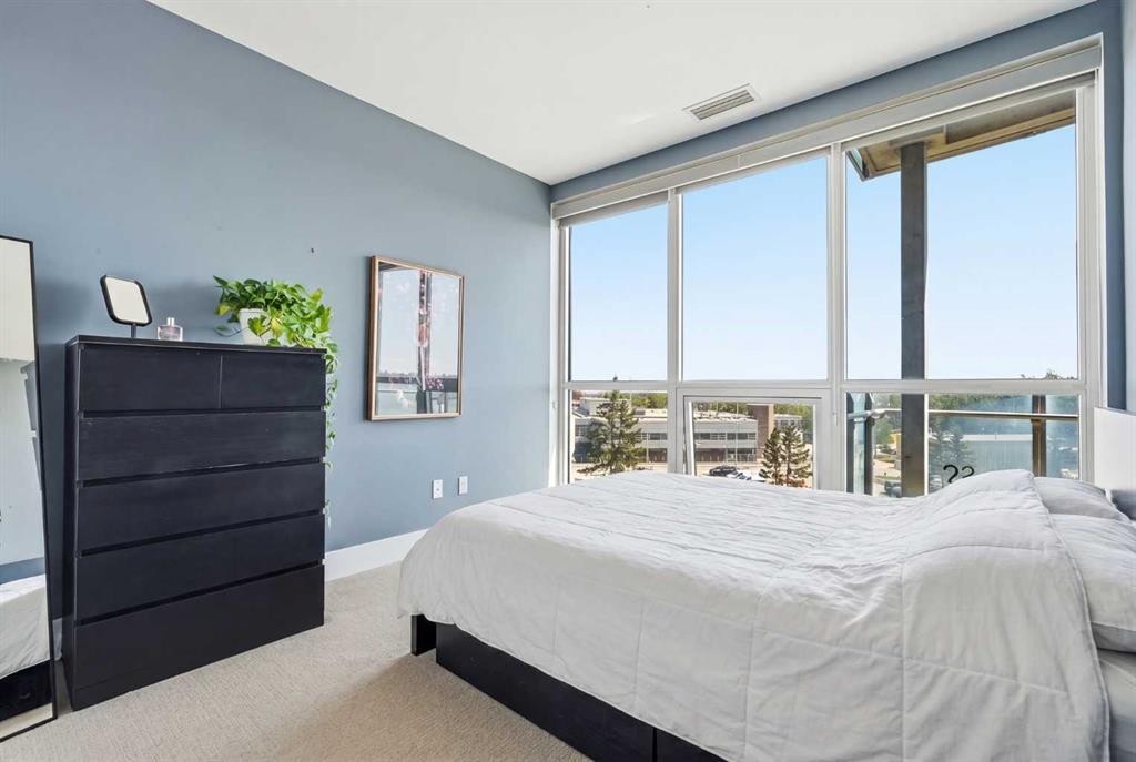 406-2505 17 Avenue Sw, Calgary, AB - Indoor Photo Showing Bedroom