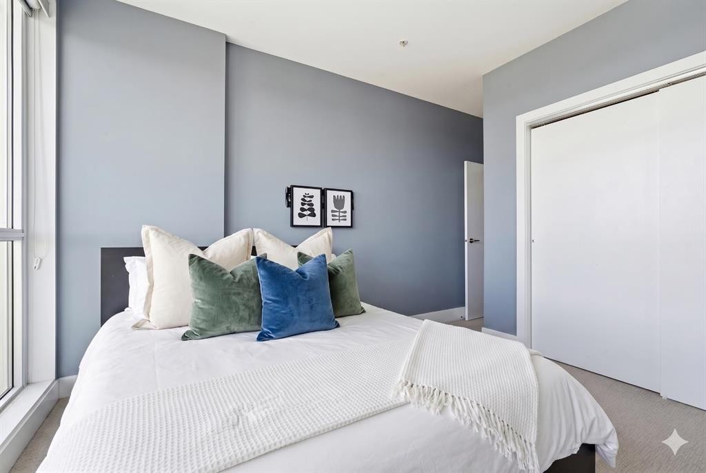 406-2505 17 Avenue Sw, Calgary, AB - Indoor Photo Showing Bedroom
