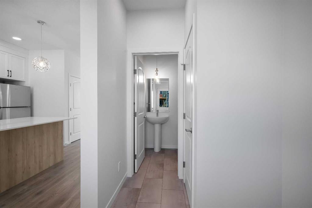 541 Bayview Street Sw, Airdrie, AB - Indoor