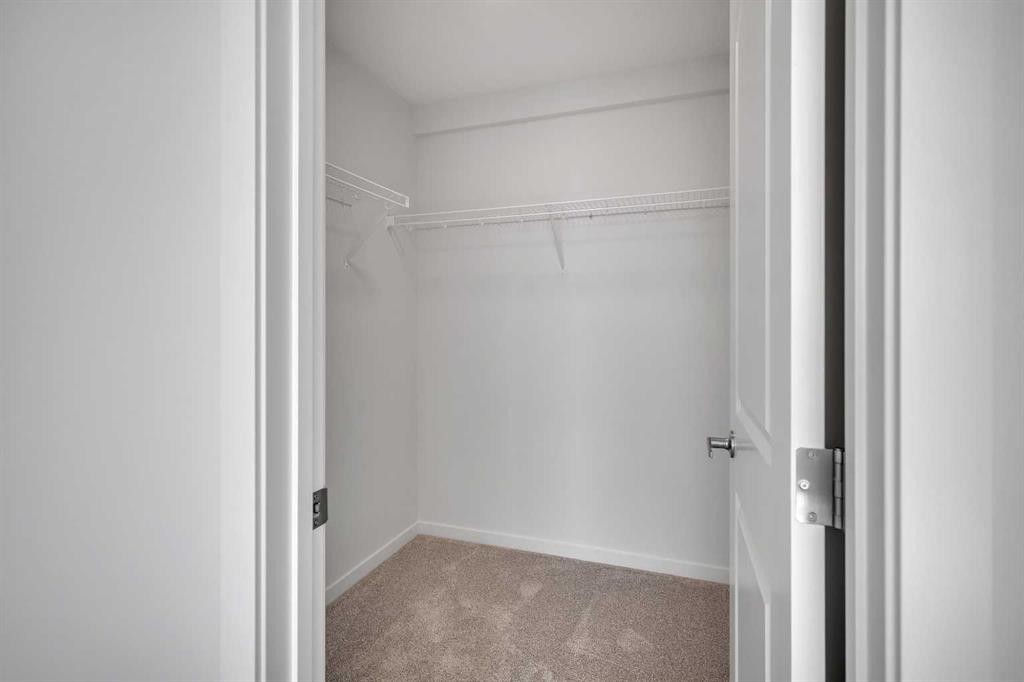 541 Bayview Street Sw, Airdrie, AB - Indoor
