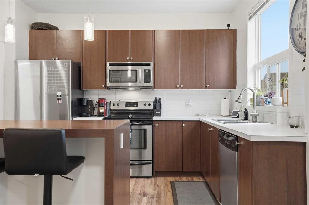 65 Copperstone Cove Se, Calgary, AB