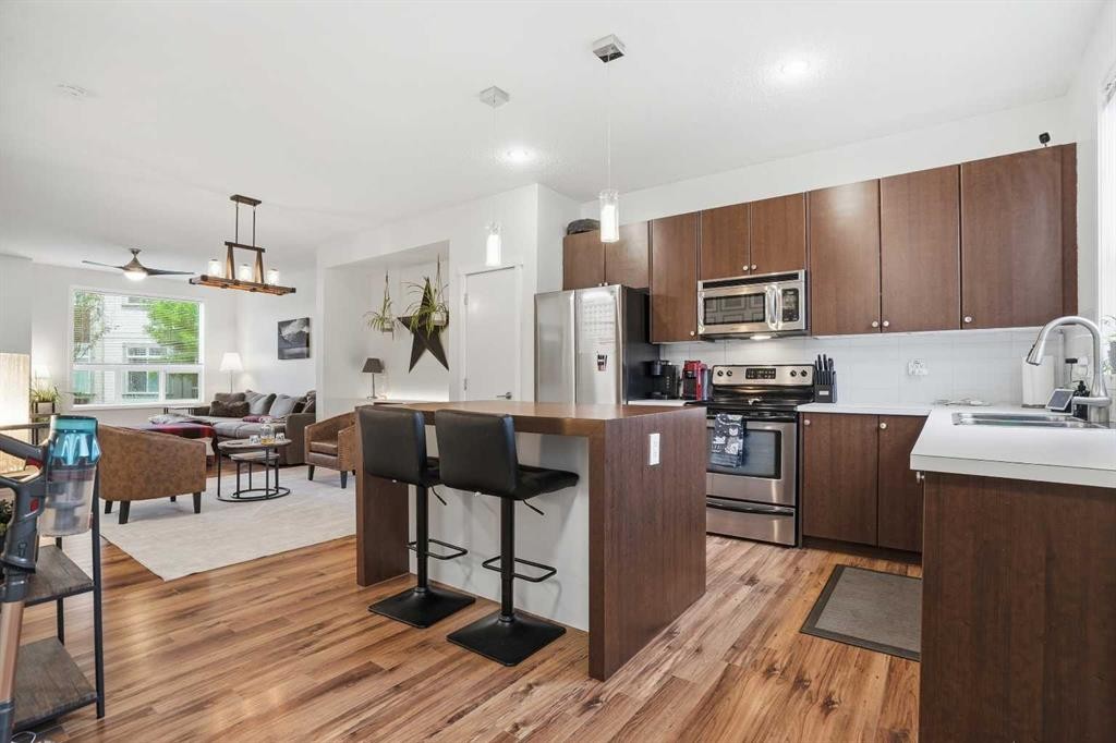 65 Copperstone Cove Se, Calgary, AB
