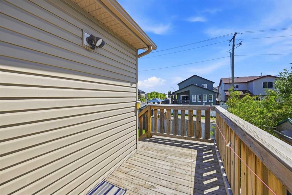 11 Covecreek Close Ne, Calgary, AB