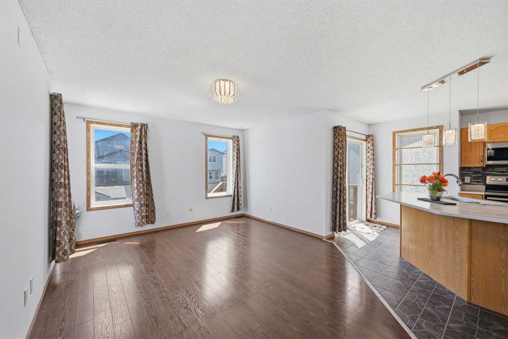 11 Covecreek Close Ne, Calgary, AB
