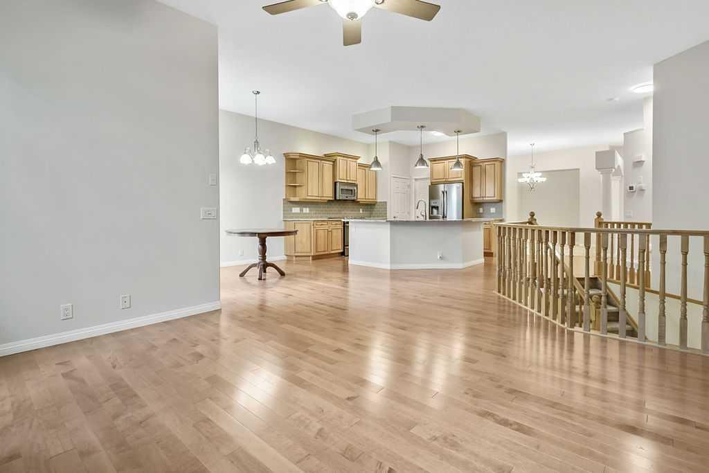 41 Cranston Drive Se, Calgary, AB - Indoor Photo Showing Kitchen