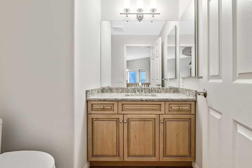 41 Cranston Drive Se, Calgary, AB - Indoor Photo Showing Bathroom