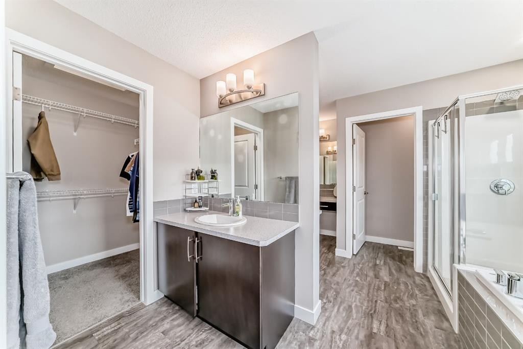 259 Kingfisher Crescent Se, Airdrie, AB