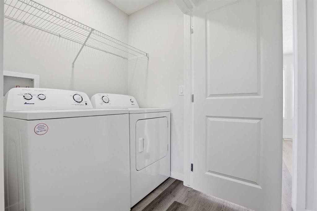 352 Dawson Drive, Chestermere, AB - Indoor Photo Showing Laundry Room