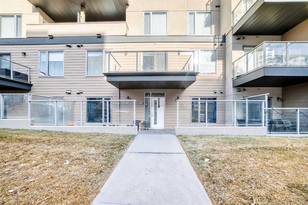 108-71 Shawnee Common Sw, Calgary, AB