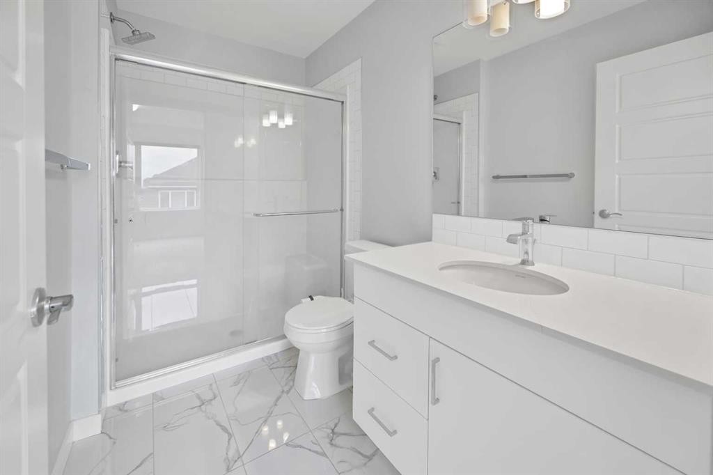 411-301 Redstone Boulevard Ne, Calgary, AB - Indoor Photo Showing Bathroom