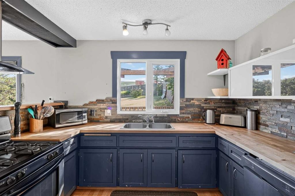 26 Glenpatrick Crescent, Cochrane, AB