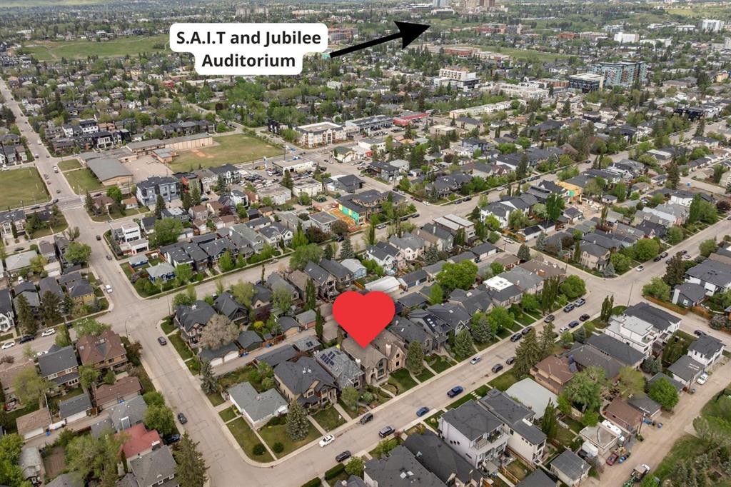 2228 Broadview Road Nw, Calgary, AB -