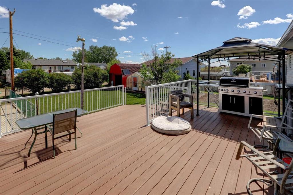 426 9 Street, Beiseker, AB